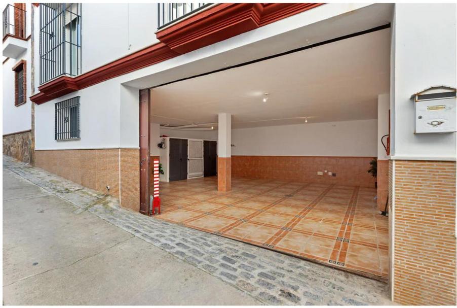 Apartamento En Olvera Con Garaje Exterior photo
